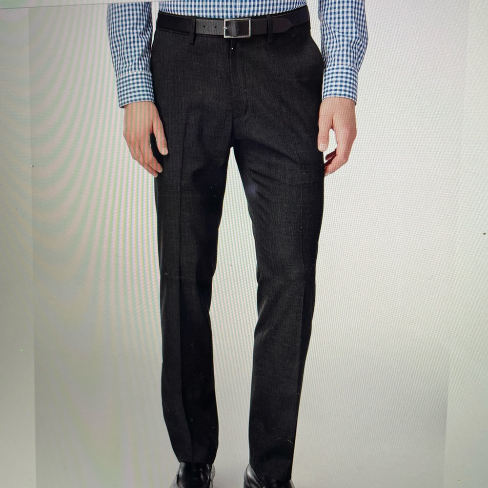 Men’s Kenneth Cole Reaction Black Dress Pants, size 34x30, minimal wear.